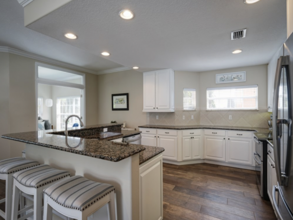 Bradenton Vacation Condo Two Bedroom Walk to Beach
